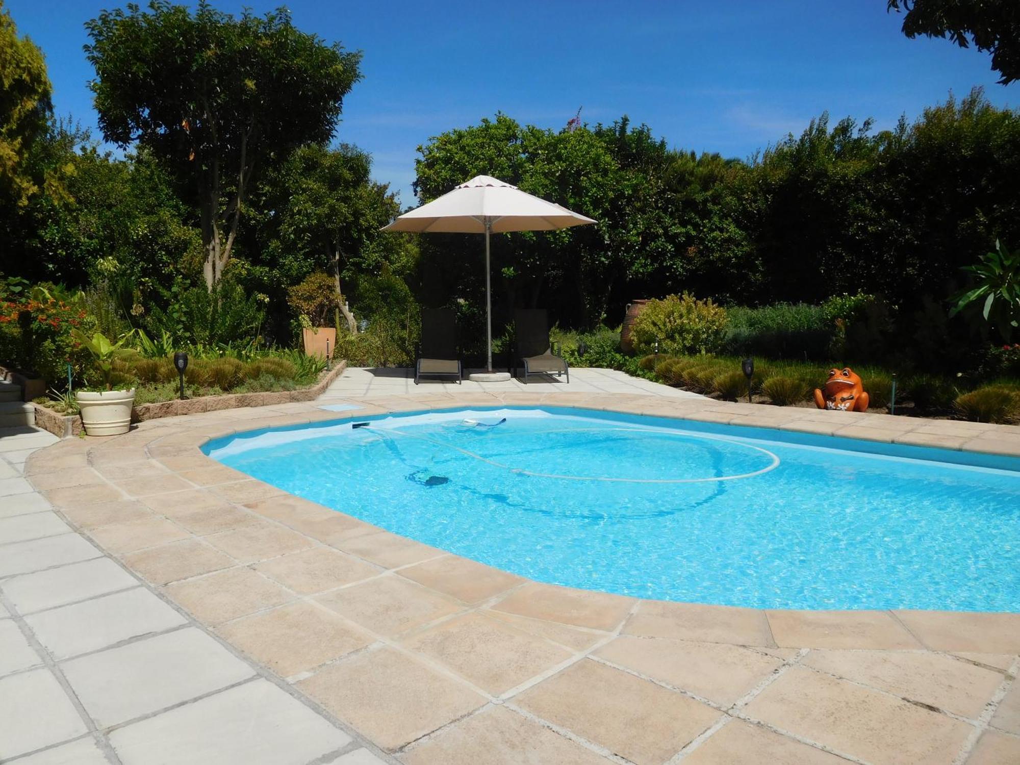 סומרסט ווסט Garden- Pool Flat With Solar Electricity מראה חיצוני תמונה